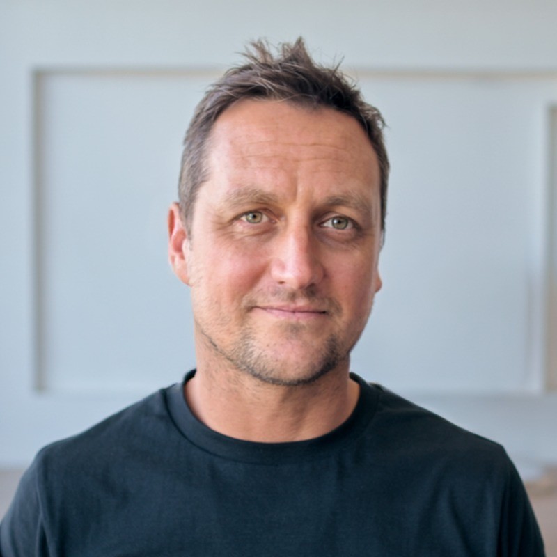 Portrait image of Dr Oli Mival, facing the camera.