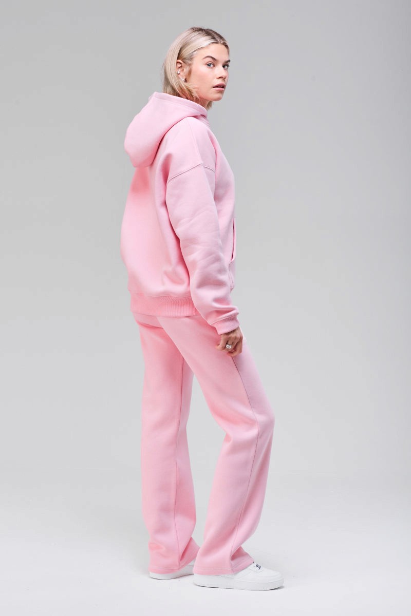 Side view, relaxed fit, heavyweight fabric