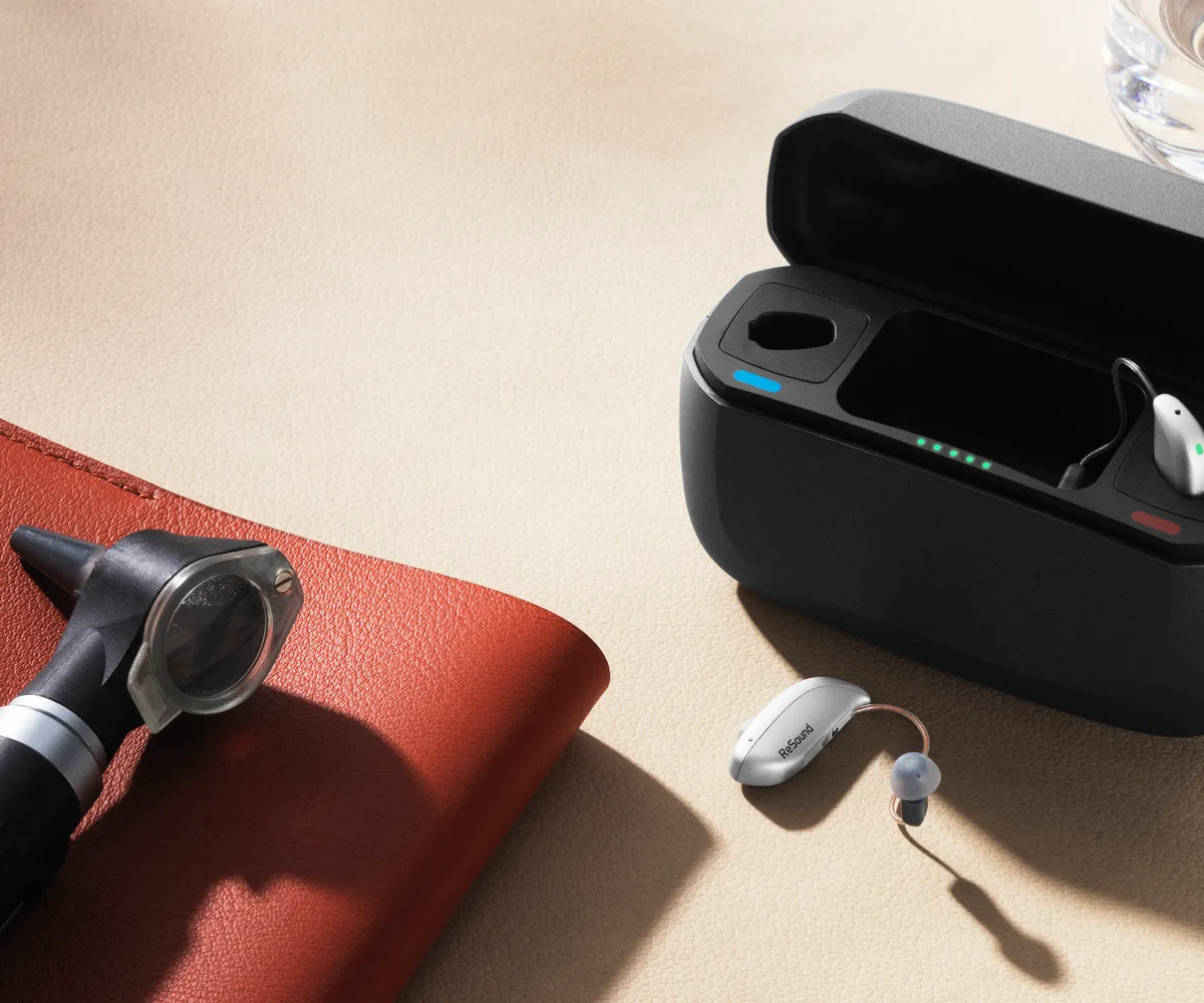 Intra, Contour ou Micro-contour : Quel type d'appareil auditif est fait pour vous ?