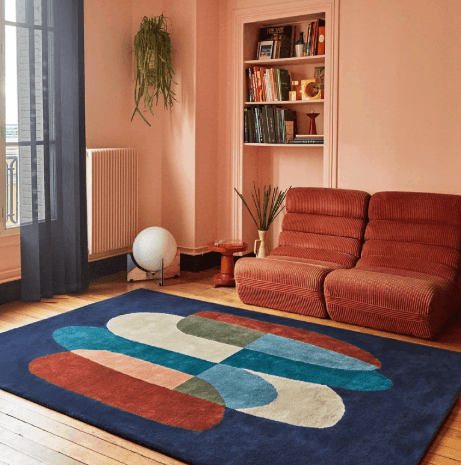 worker on laboratorium