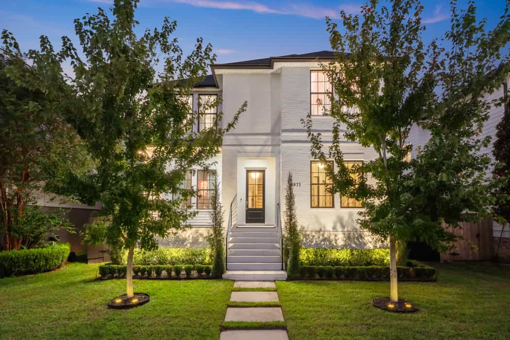 professional real estate photo editing