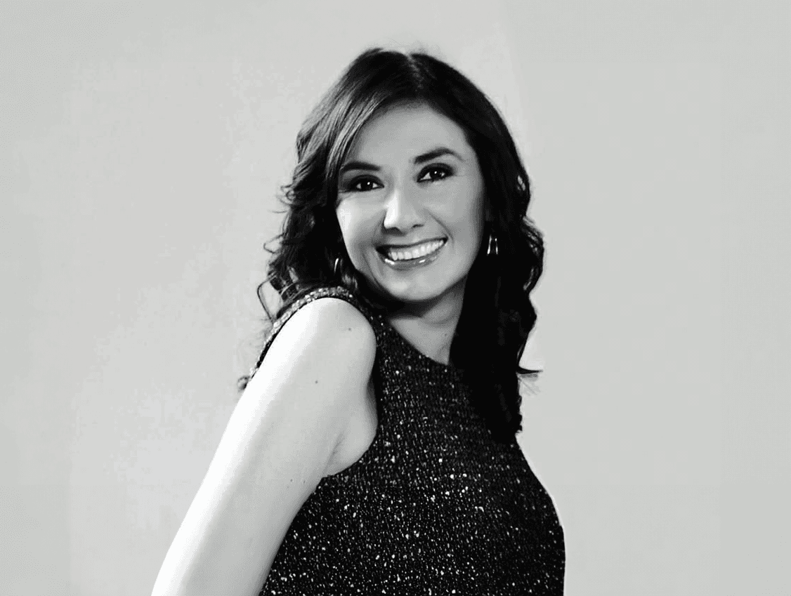 Portrait of a man with glasses and beard