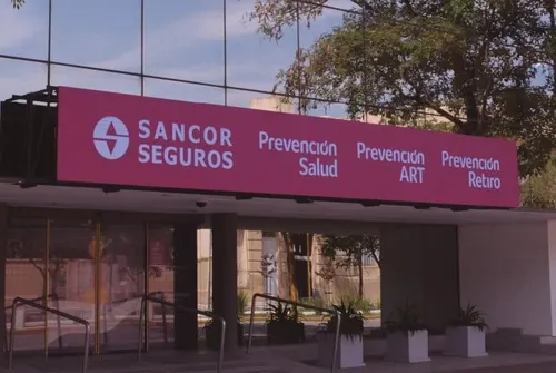 Frente de la sede de Prevención Salud y Sancor Seguros