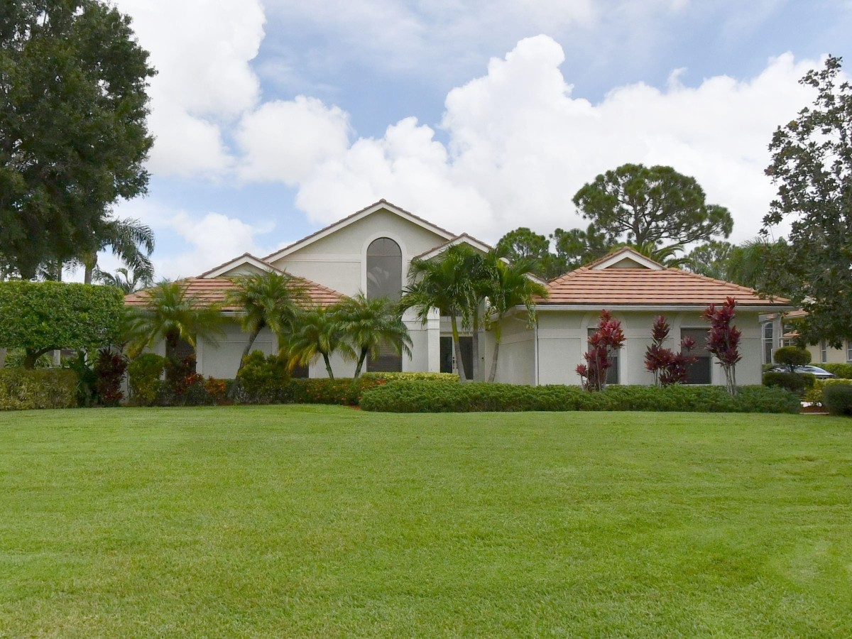 2005 Roof Replacement in Reserve Plantation, PGA Village, Port St Lucie with Entegra Flat Plantation Tile in Canyon Clay