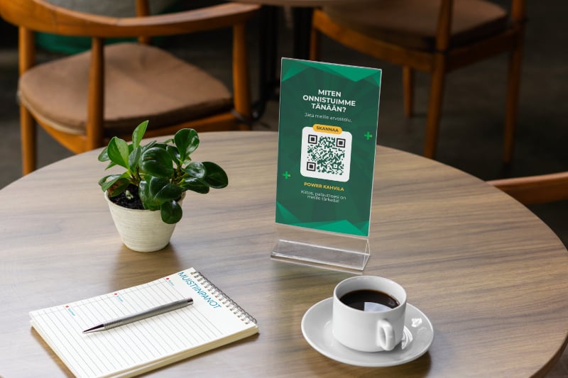 Revuun Akryyliständivalikoima Arvostelujen Keräämistä Varten