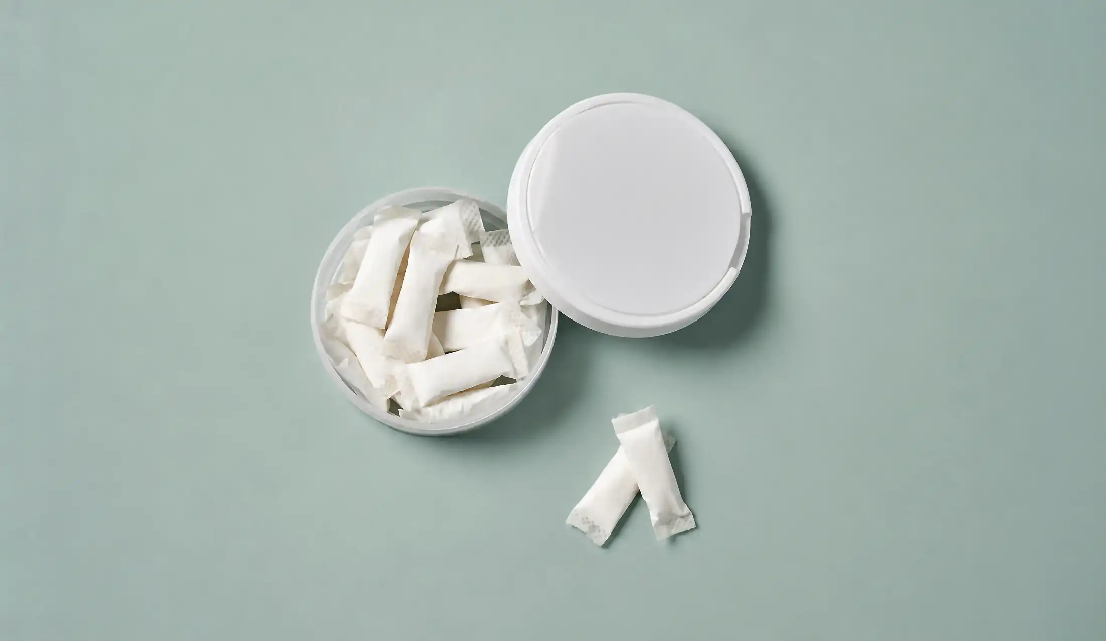 Nicotine pouches discussed in the context of cognitive performance and longevity.