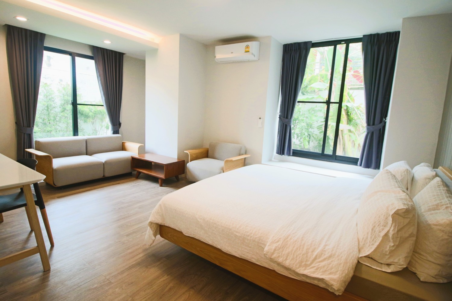 Lily House 3 Bedroom Pet-Friendly Apartment Asok 4