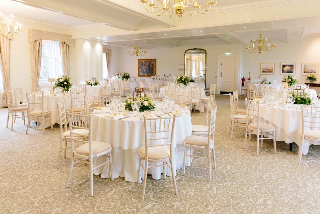 Cultra Manor 8