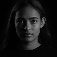 girl portrait, black and white