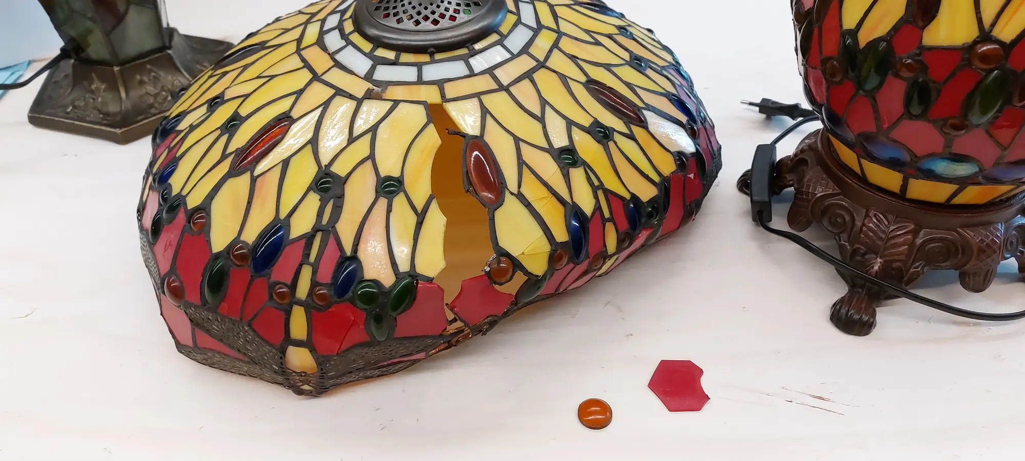 Tiffany lampenkap voor restauratie