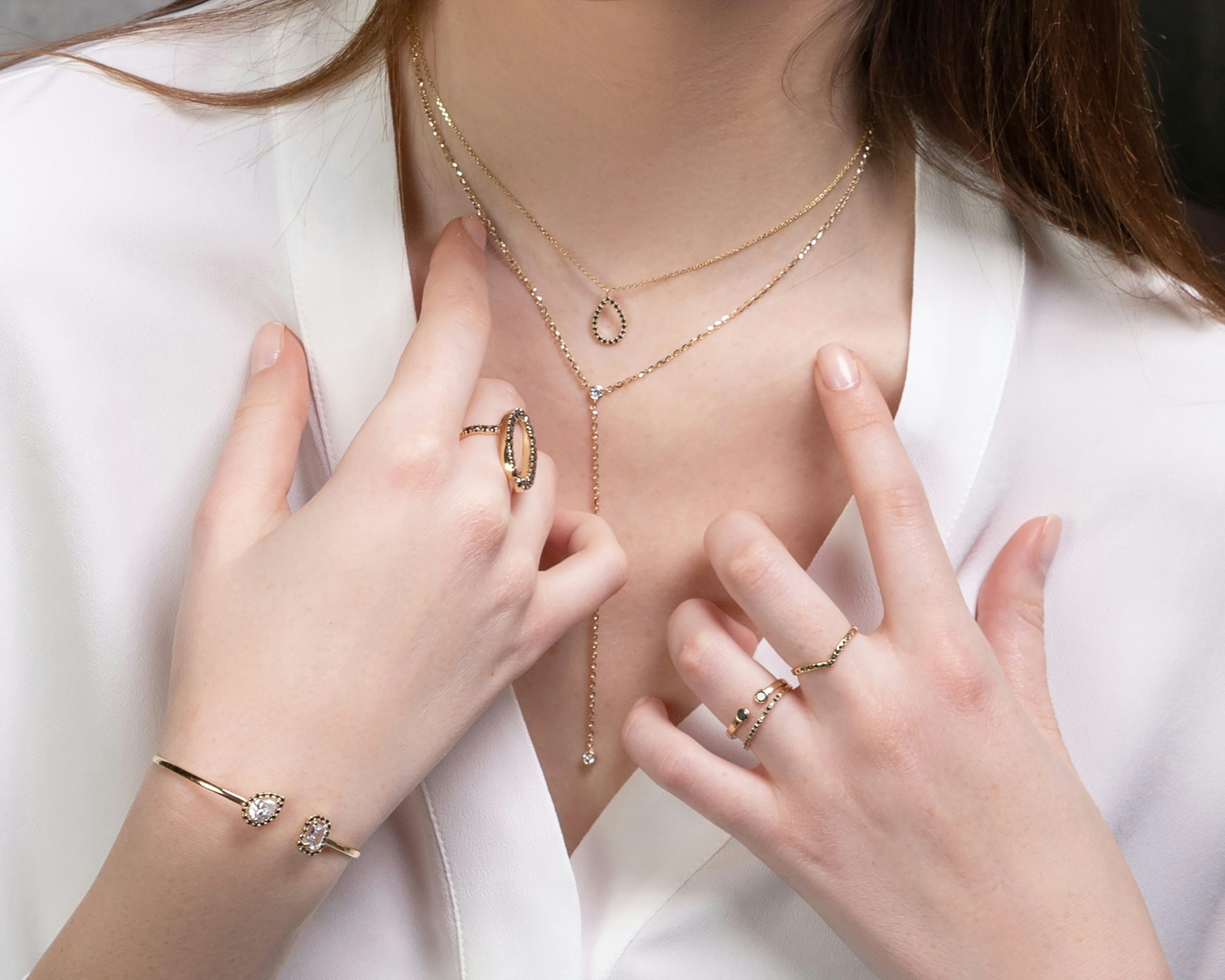 girl wearing necklace - Clothing Colors For Pale Skin