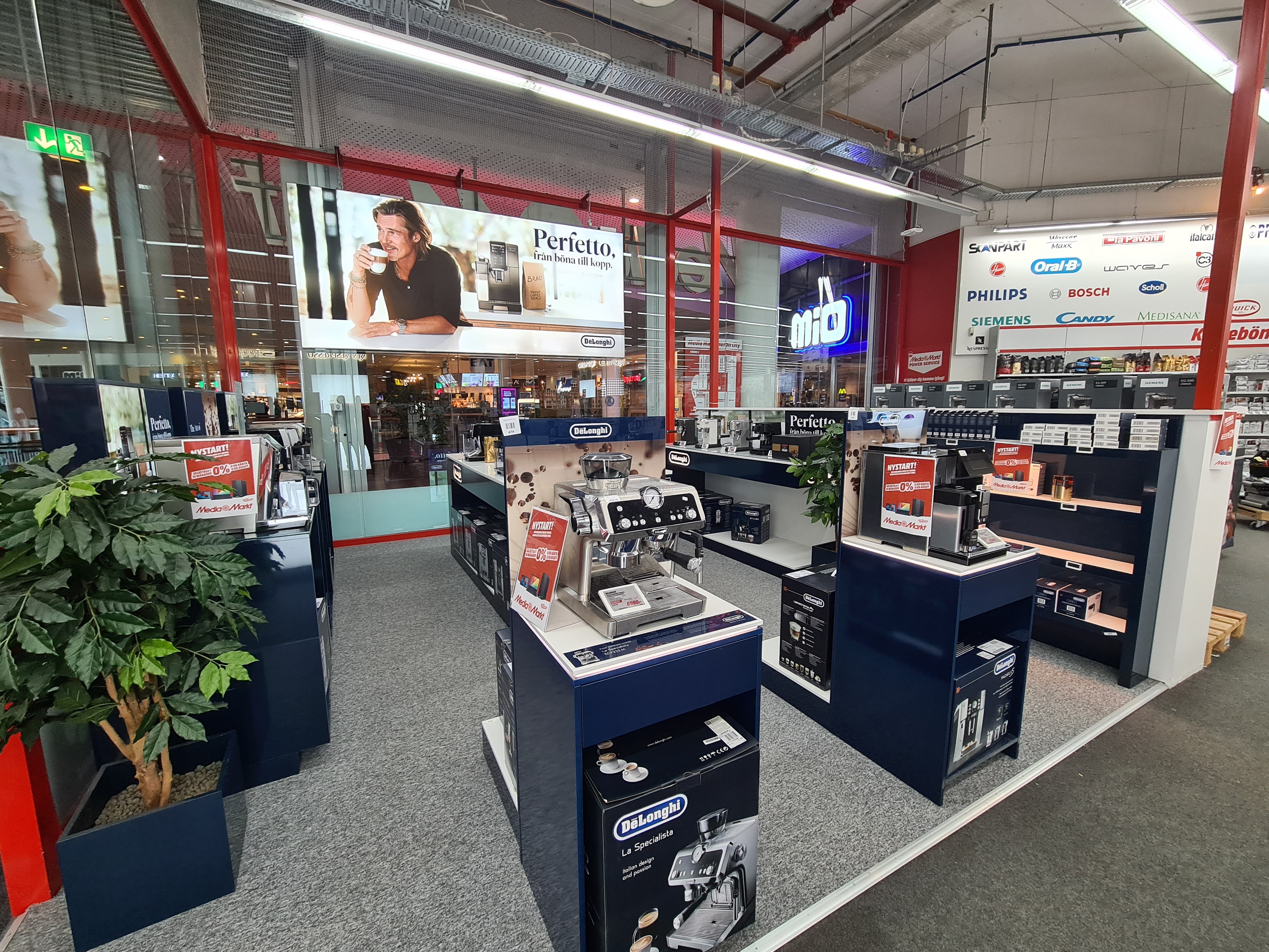 Dirac monter på mässa