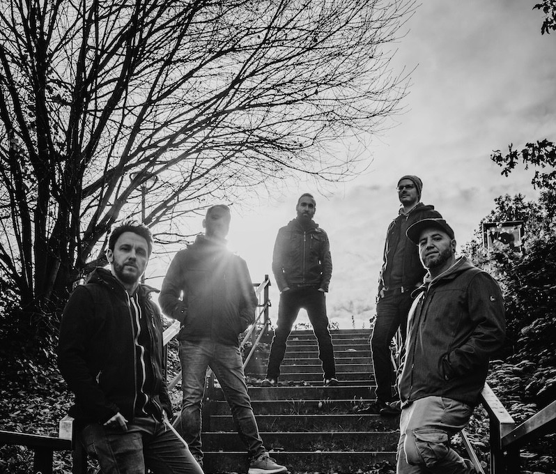  Photo by ©  Coal & Crayon promo