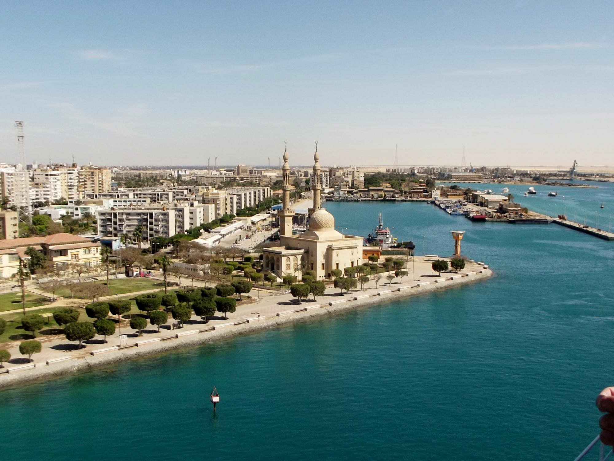 oil rigs on body of water