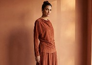 shoot of a woman indoor