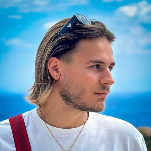 Julian Guillen, directeur artistique freelance en graphisme et vidéo