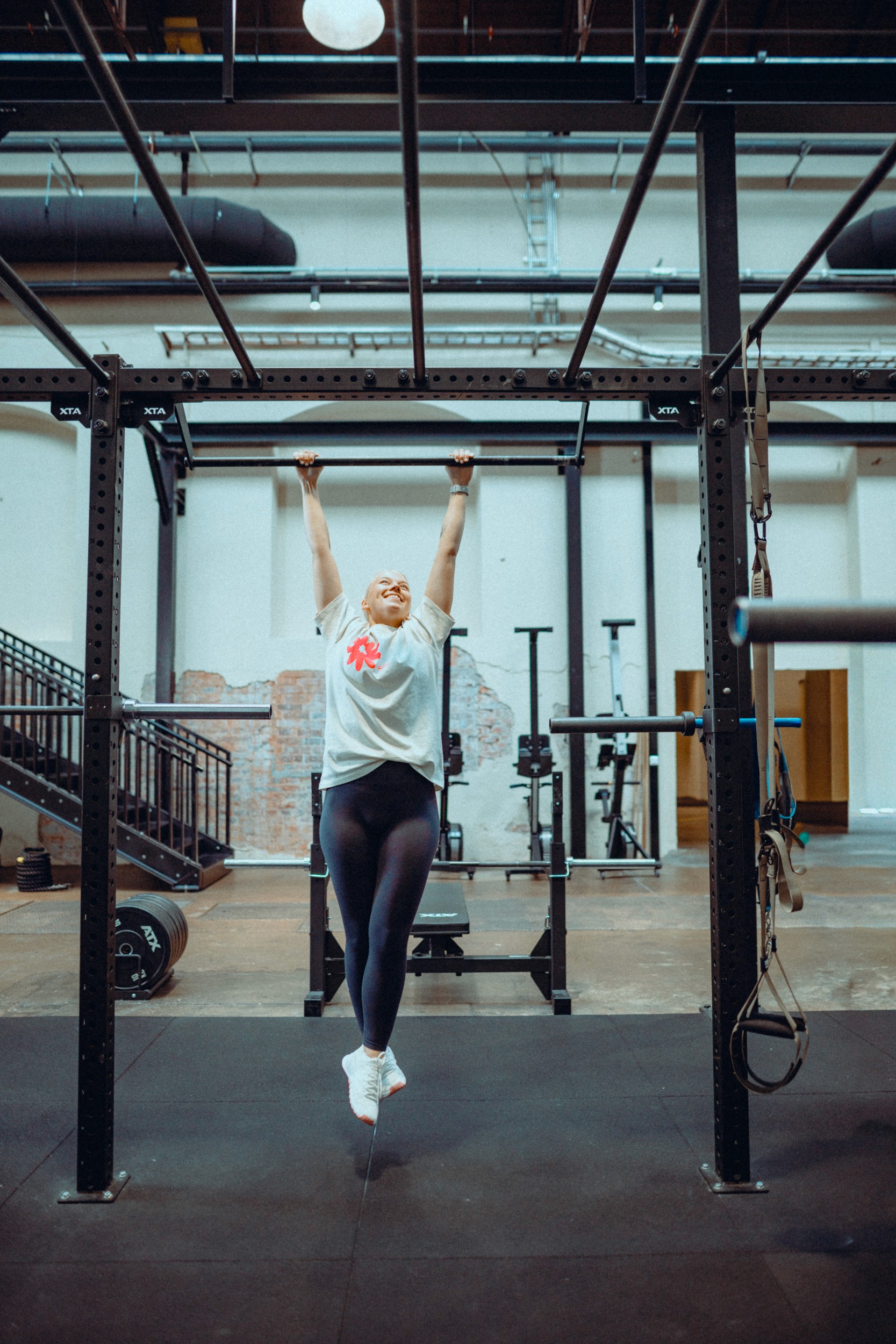 Pull up bars