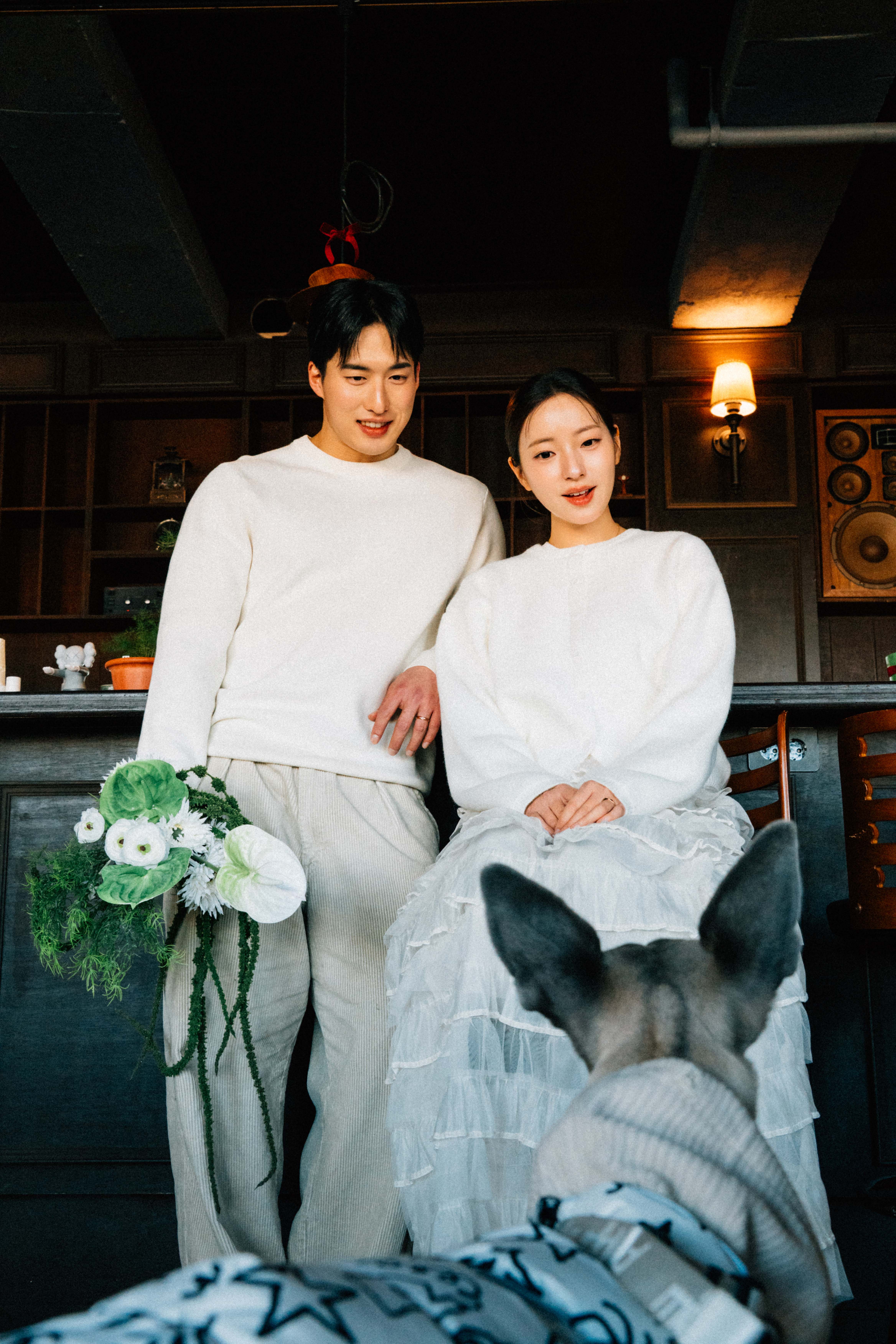 강릉 웨딩스냅 카페 촬영 후기 | 헝키도리커피바에서 담아낸 후안스냅의 실내 웨딩 기록