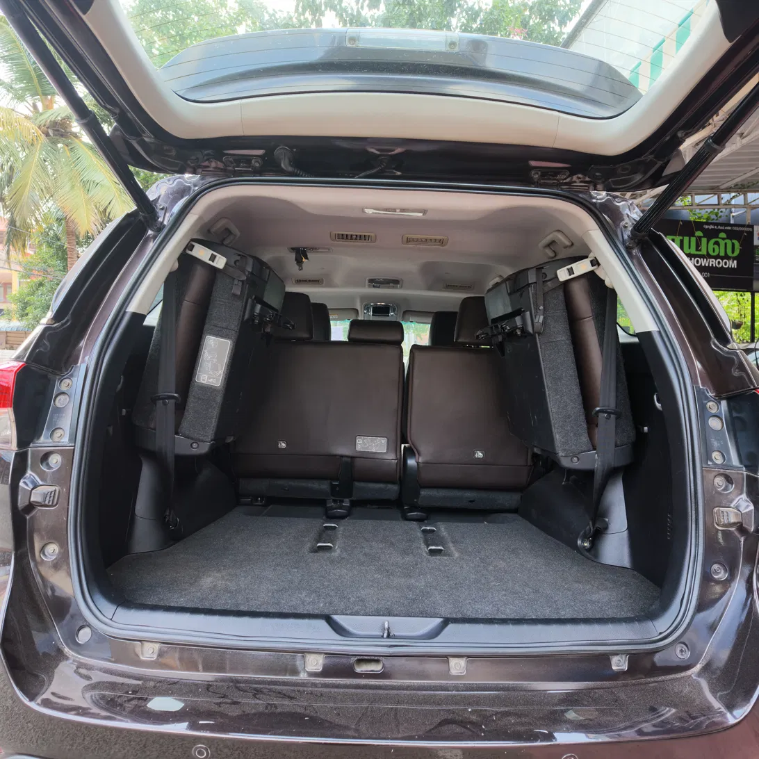 toyato-fortuner-bsiv-2016-img9