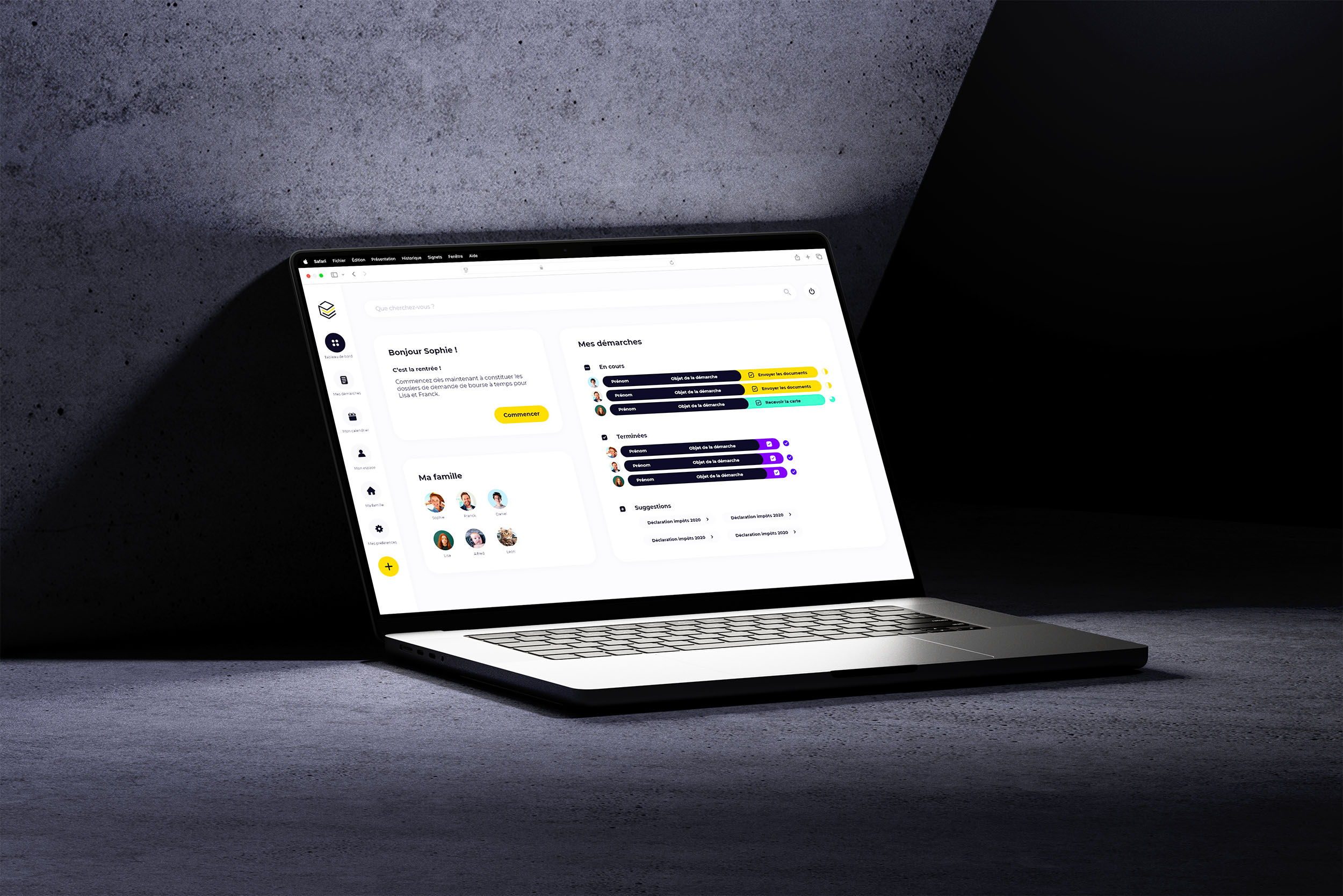 Compact round table with a stool-like structure, designed in a simple, functional style.