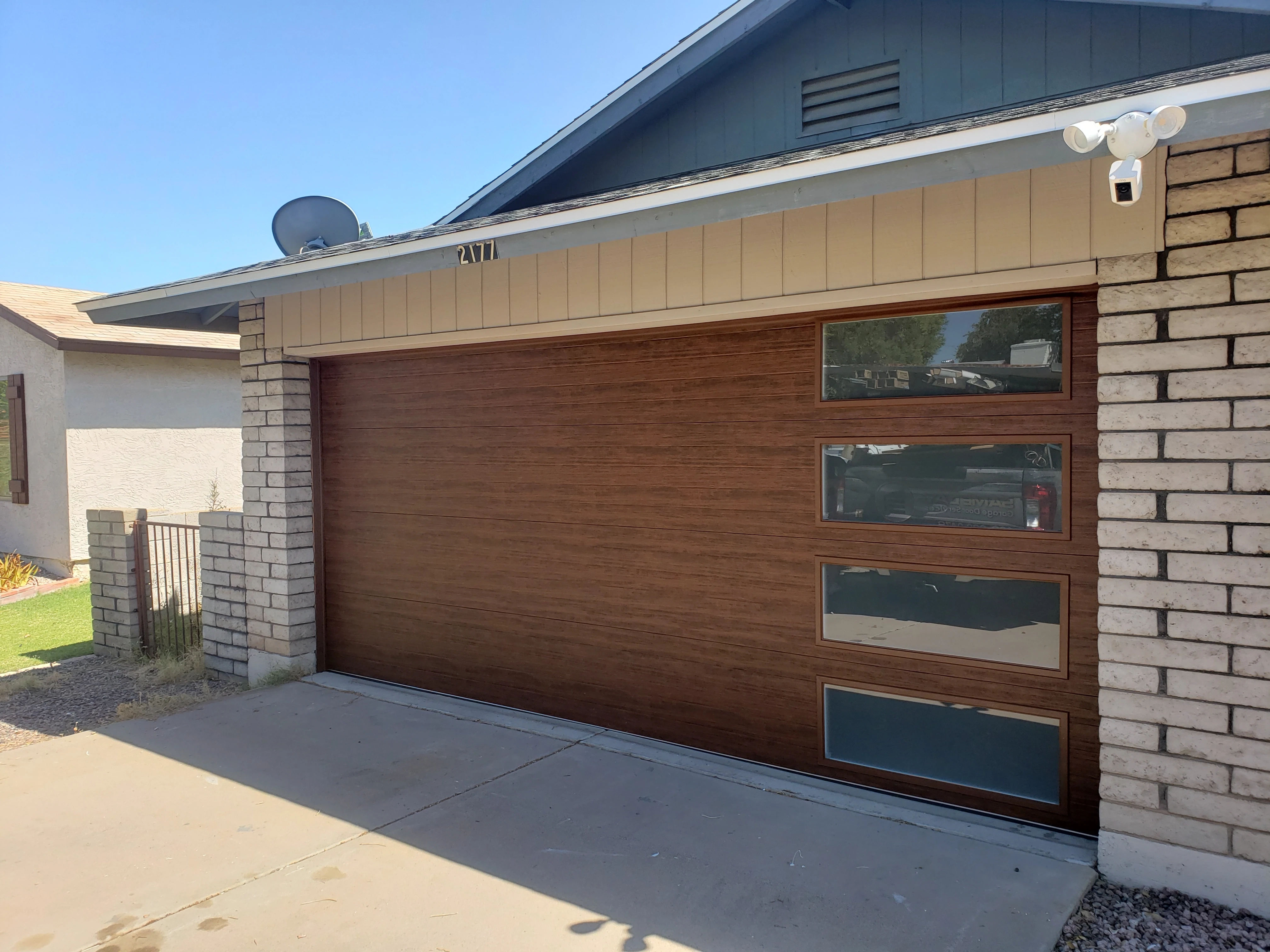 Phoenix garage door service, Same Day Garage Door Services