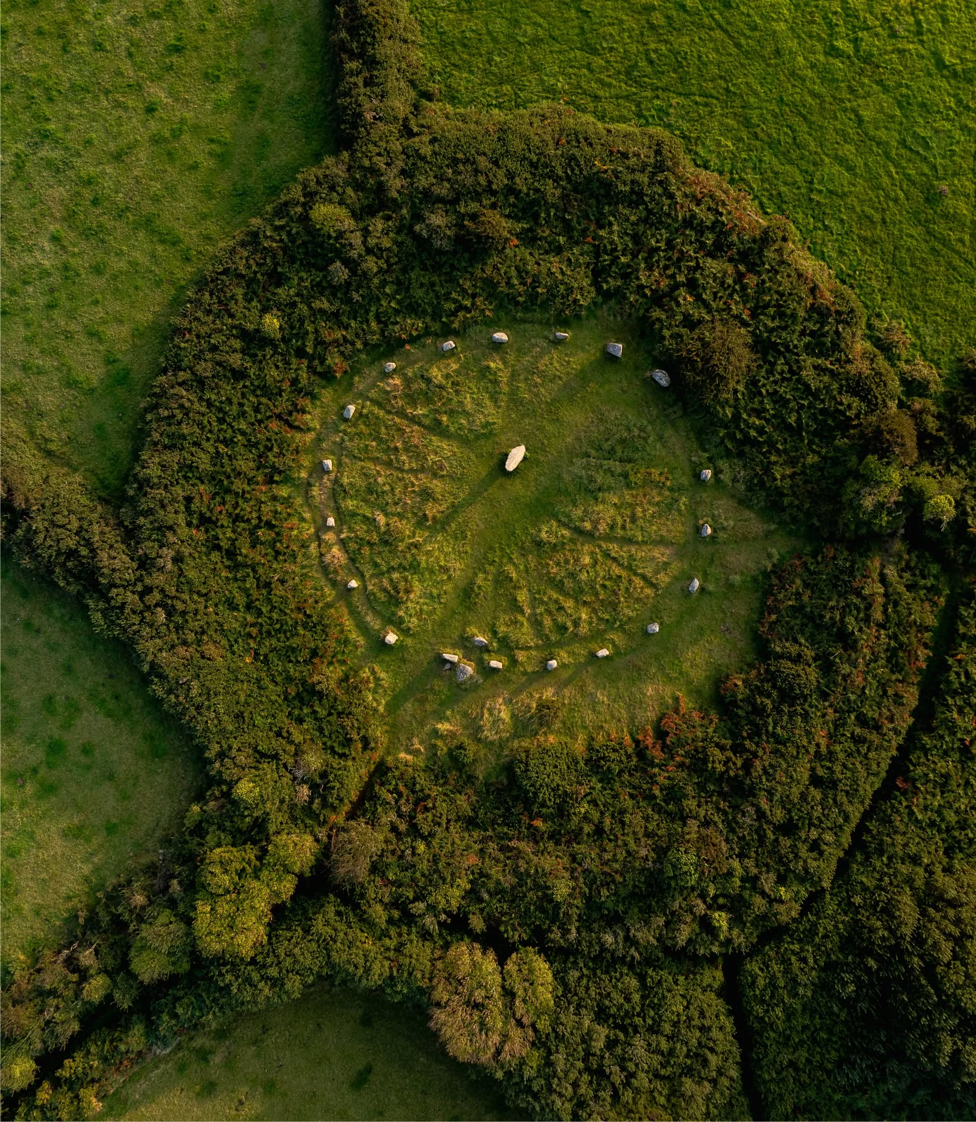 Birds eye veiw of stone circle.