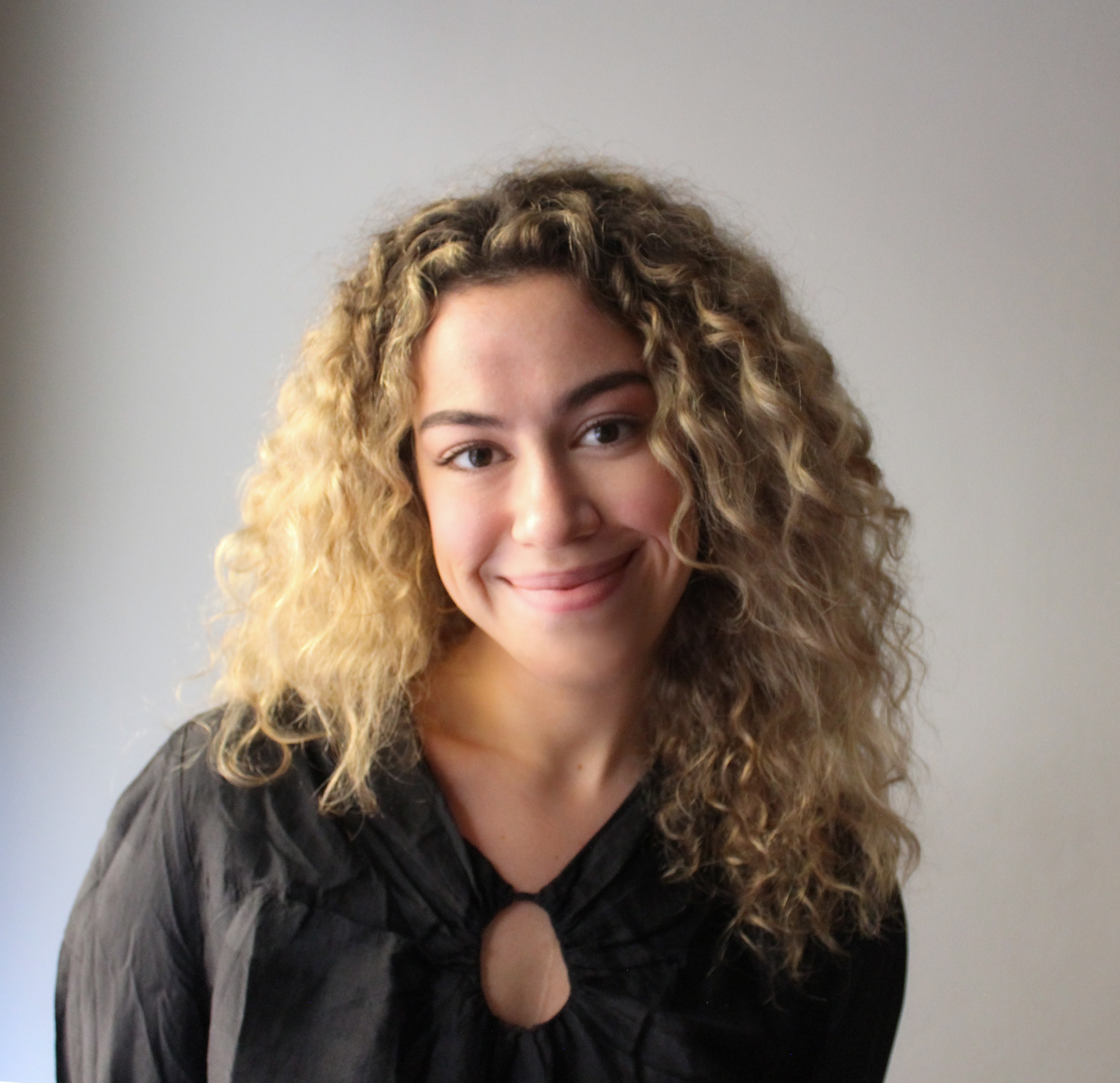 a person wearing a baseball cap