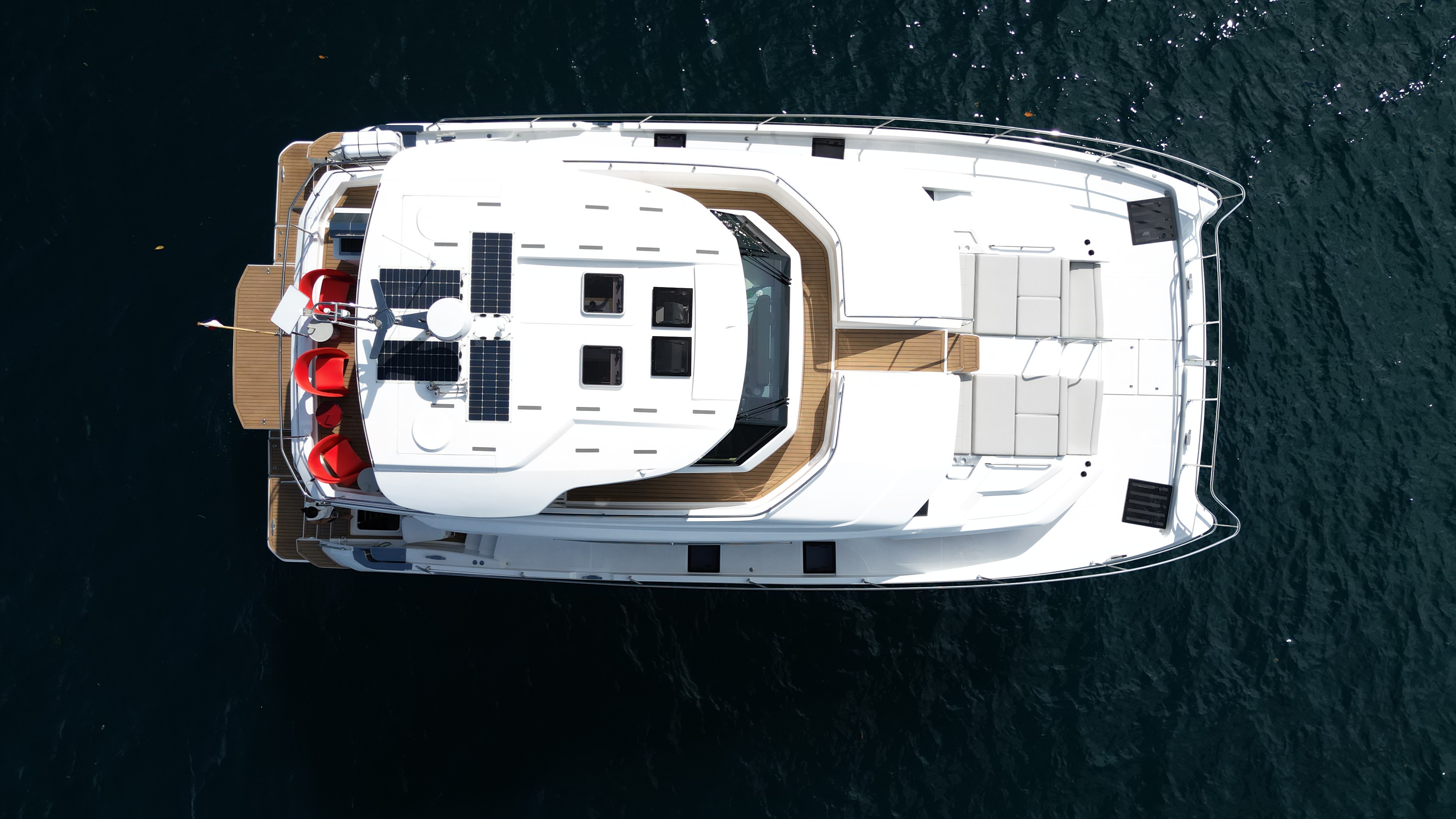 Aquila Yacht 54 | Europa Yachts