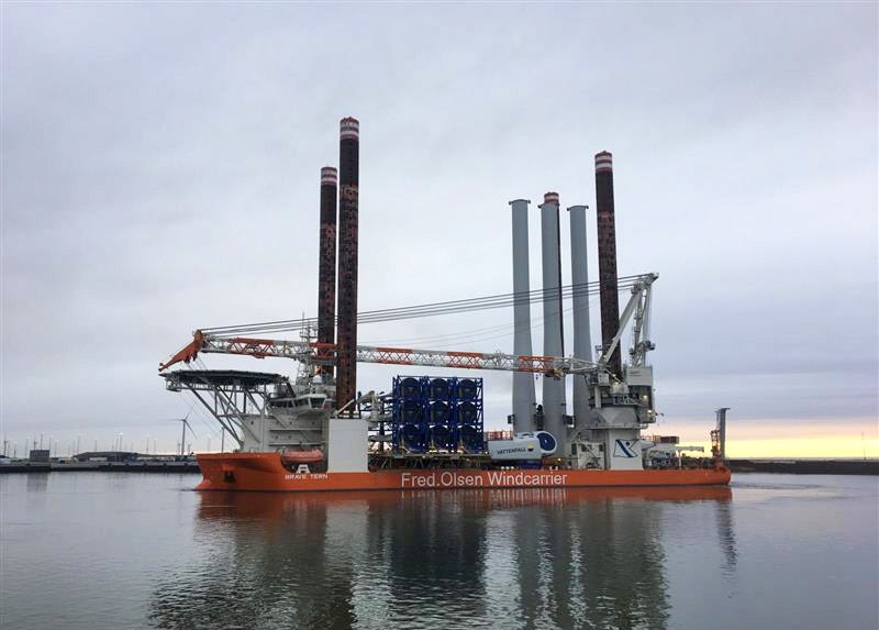 Offshore wind installation vessel at the Brave Tern project site in Denmark