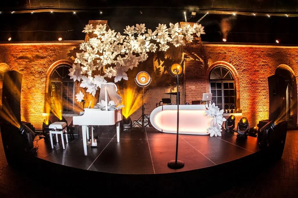 Project Arctic Paper commercial Photo Medium