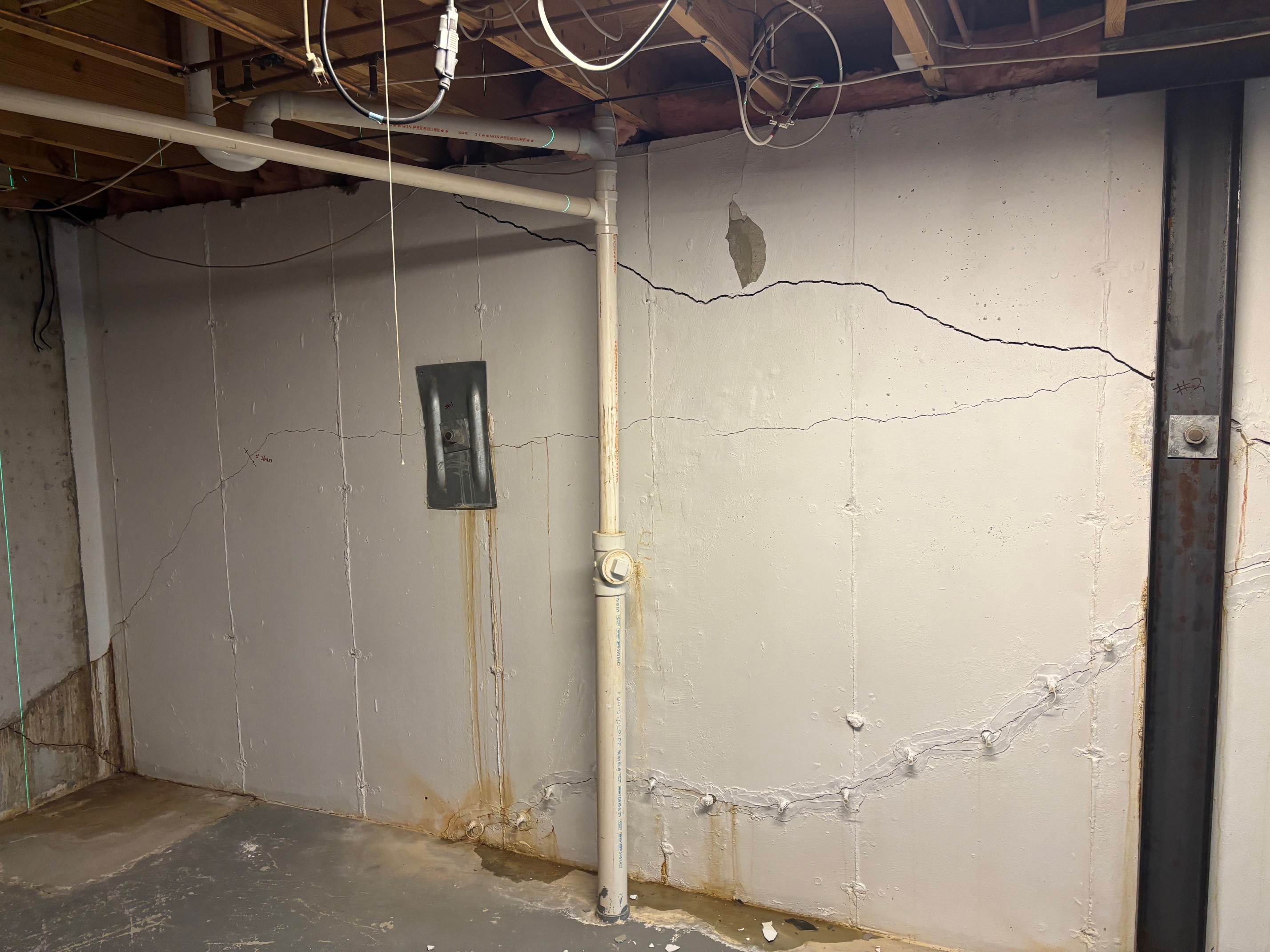 Horizontal and diagonal foundation cracks