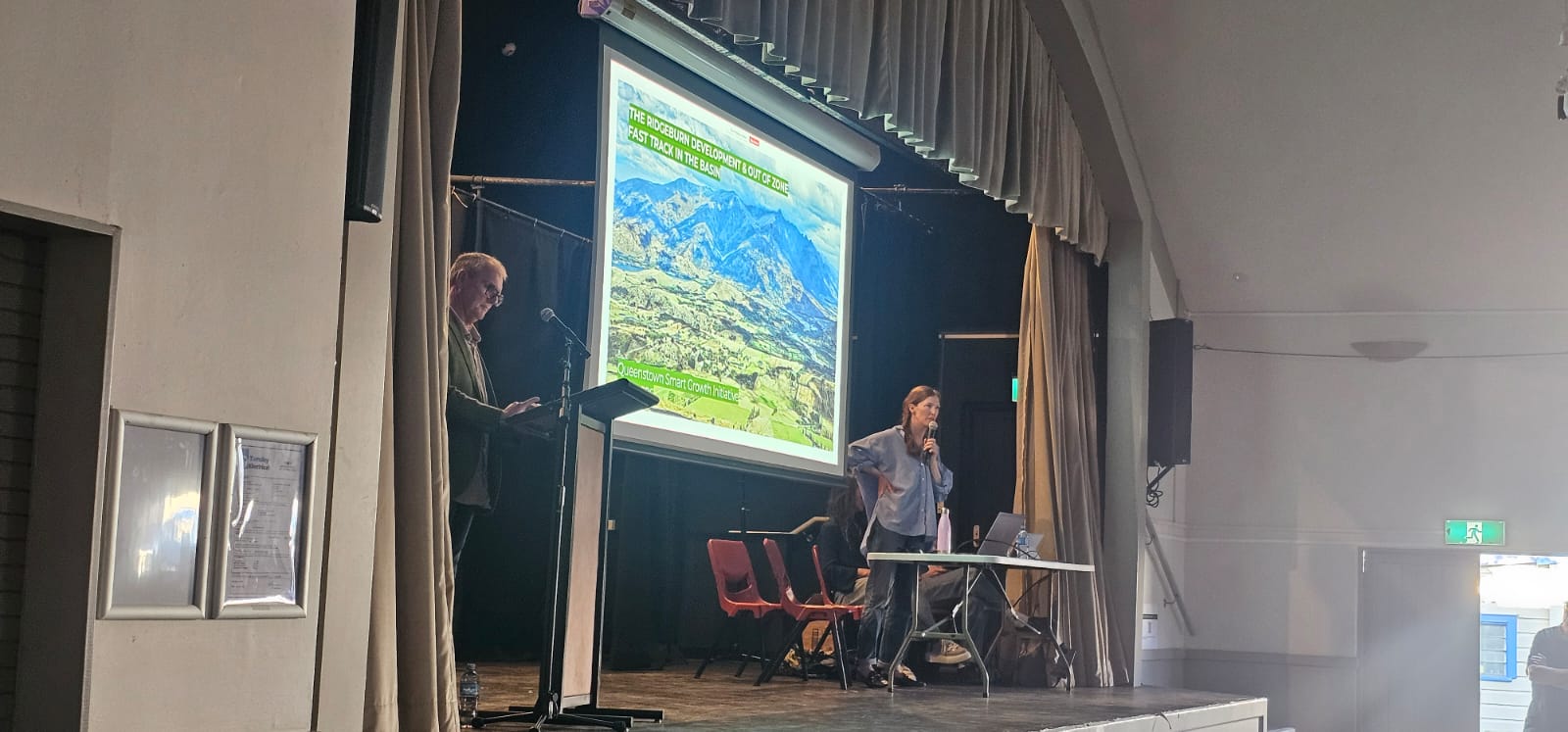 Presentation about Ridgeburn and Fast-track residential development at the Arrowtown community meeting.