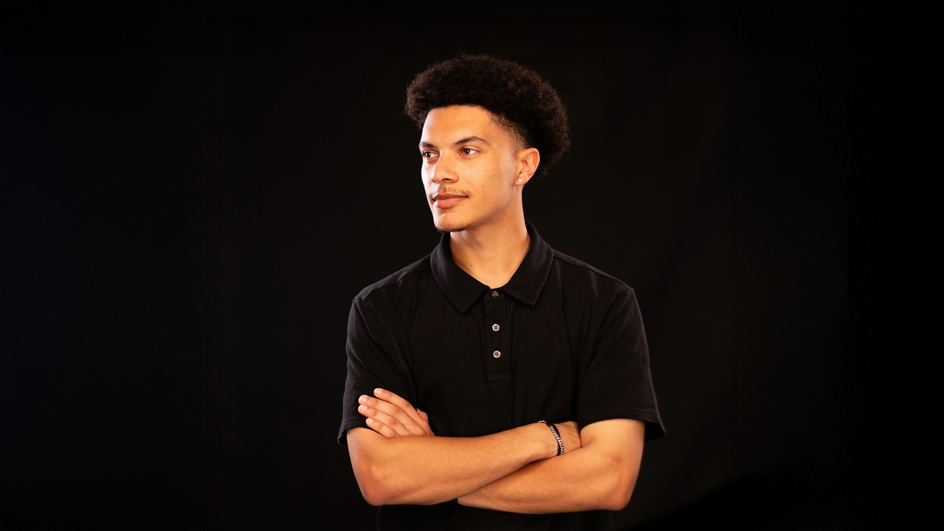 Timo Kisyeri, a graphic designer based in Sarasota, Florida attending Ringling College