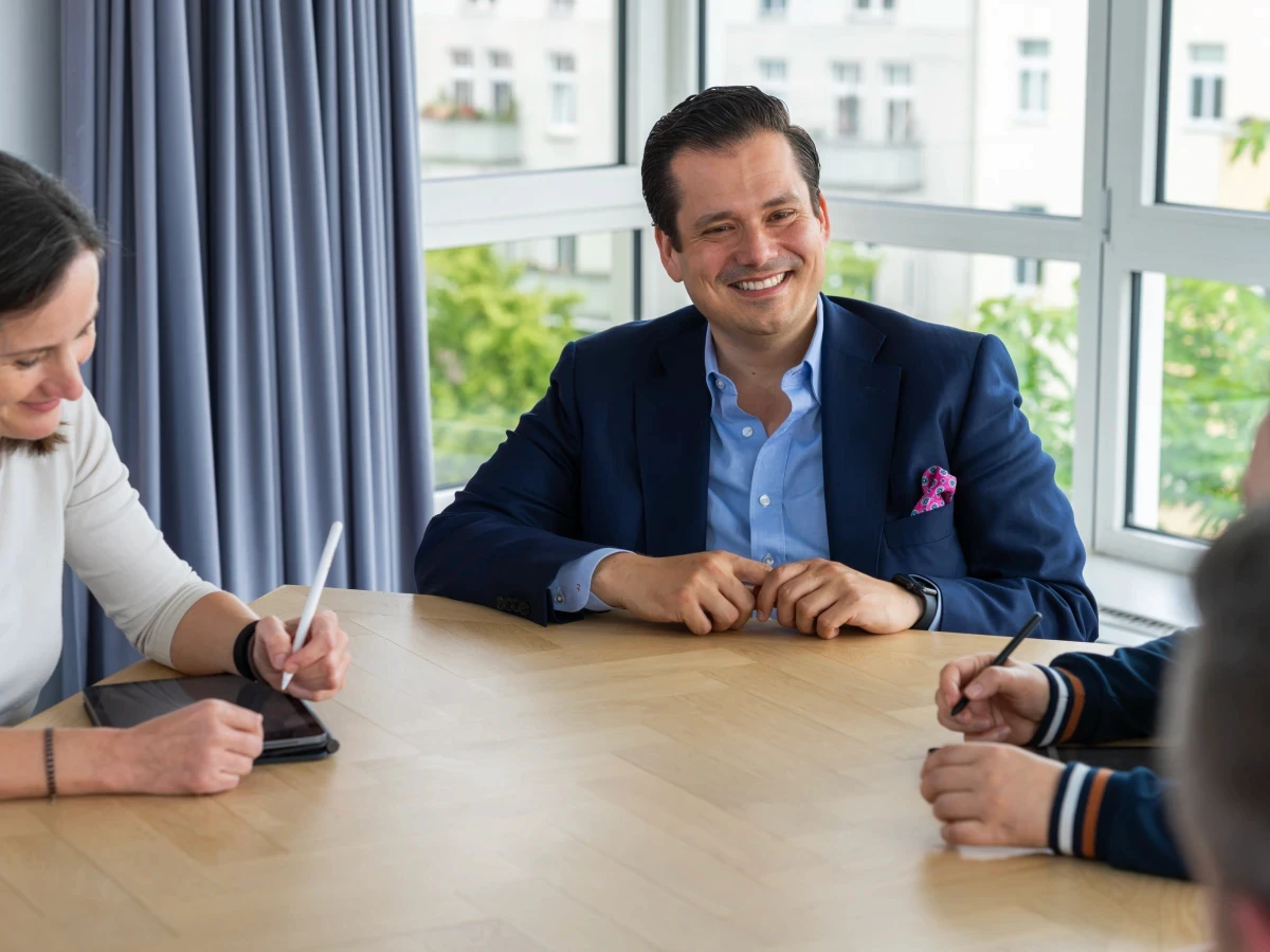 GJP-Berater im persönlichen Gespräch zur steuerlichen Immobilienplanung