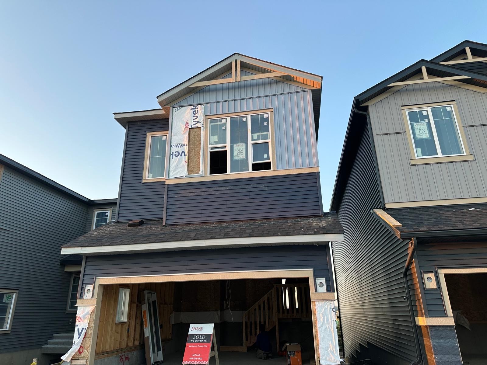 Marmot passage home - house construction work