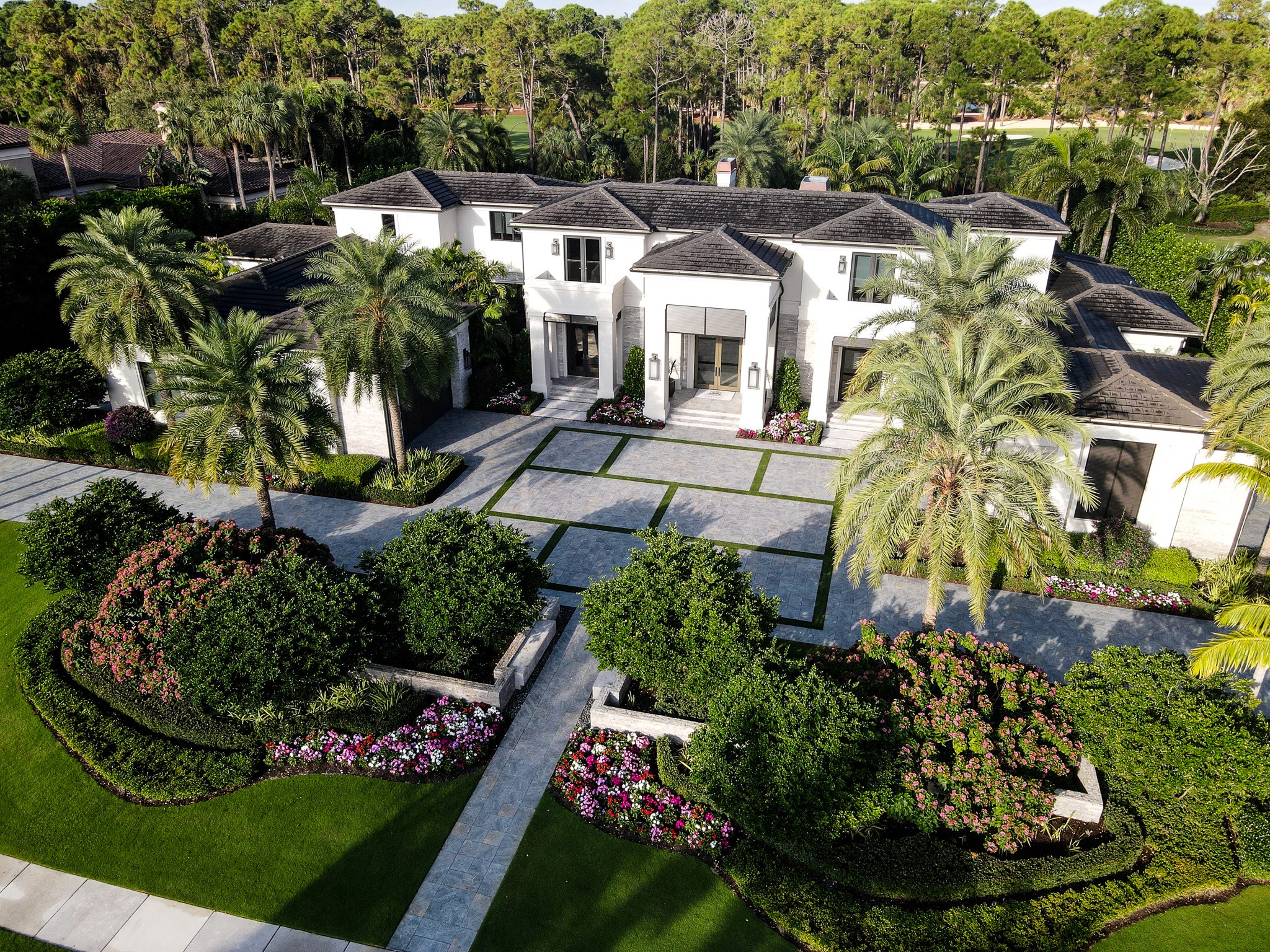 Testimonial portrait 2