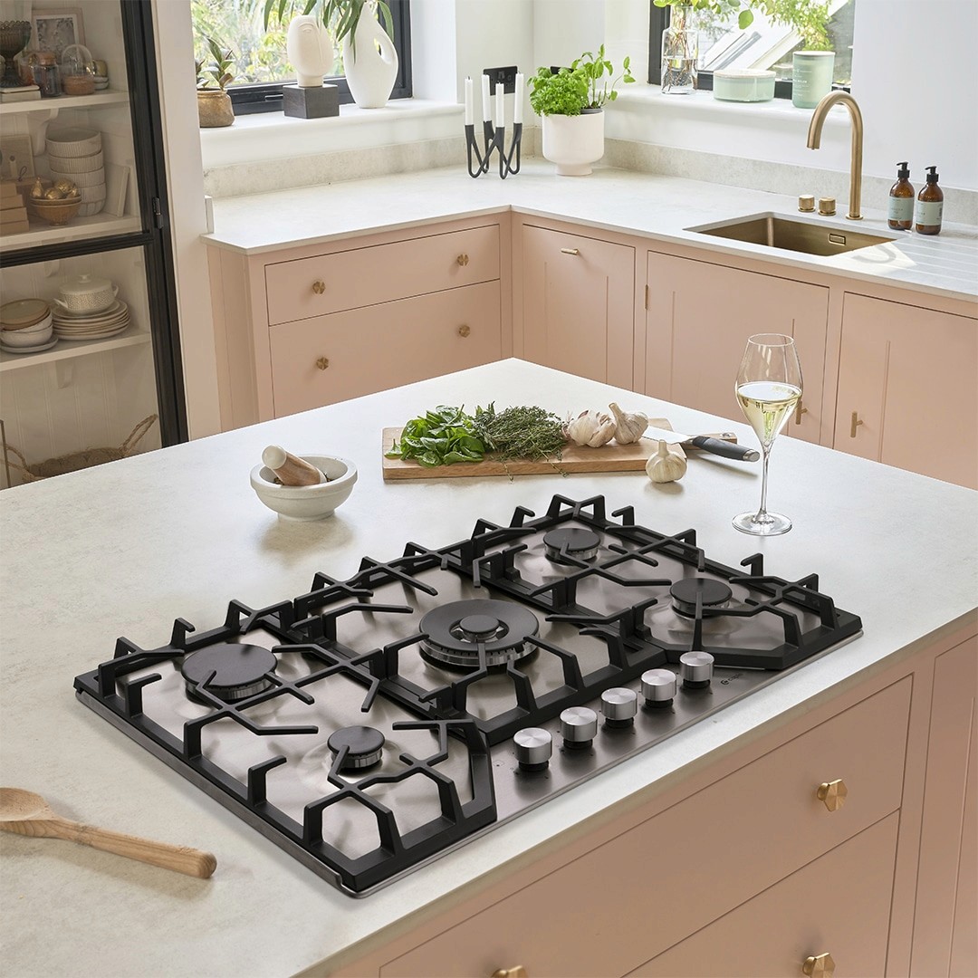 Gas hob safety inspection