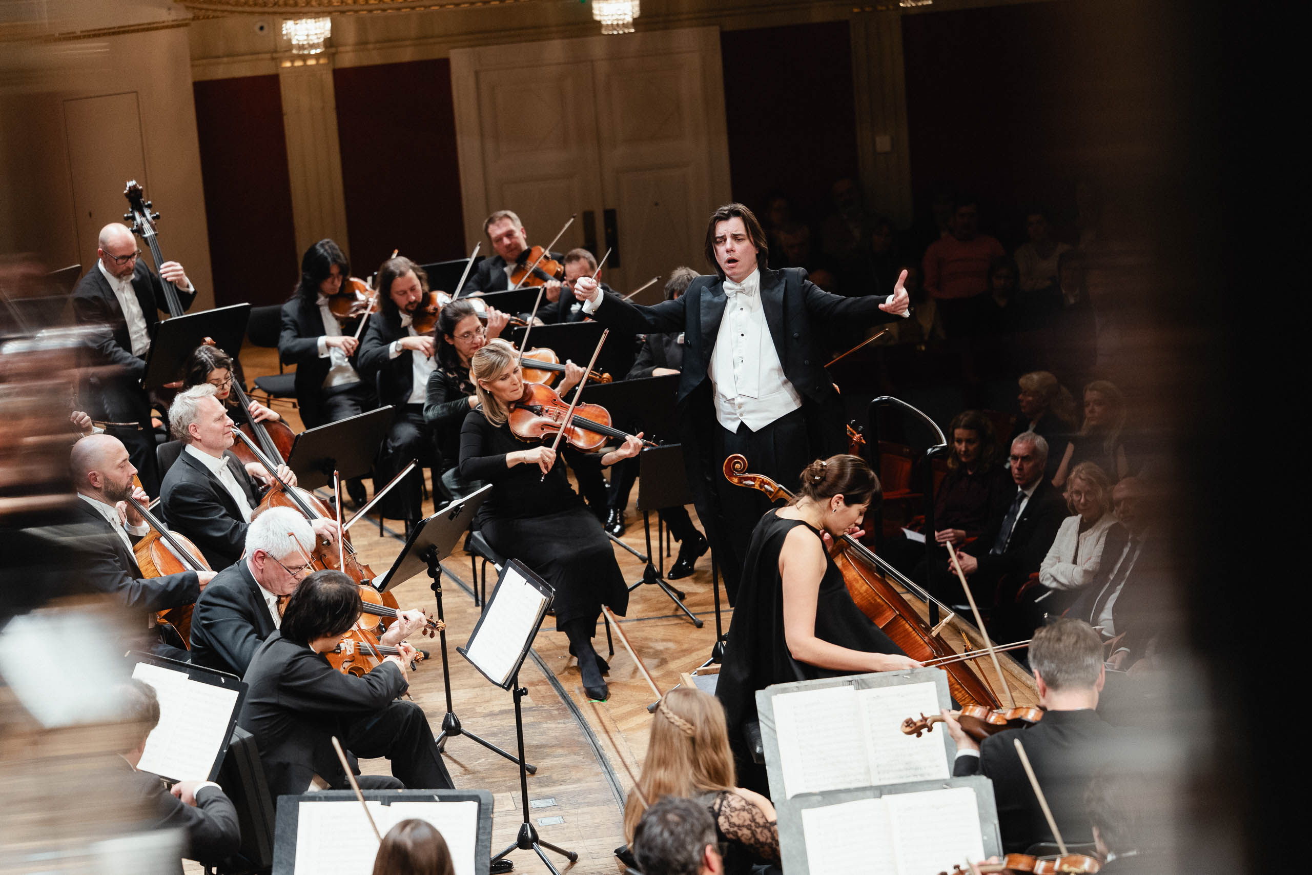 Chefdirigent David Runtz in Aktion Wiener Konzerthaus