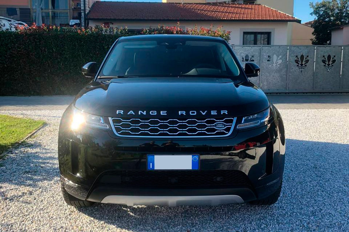 Range Rover Evoque for rent in Europe