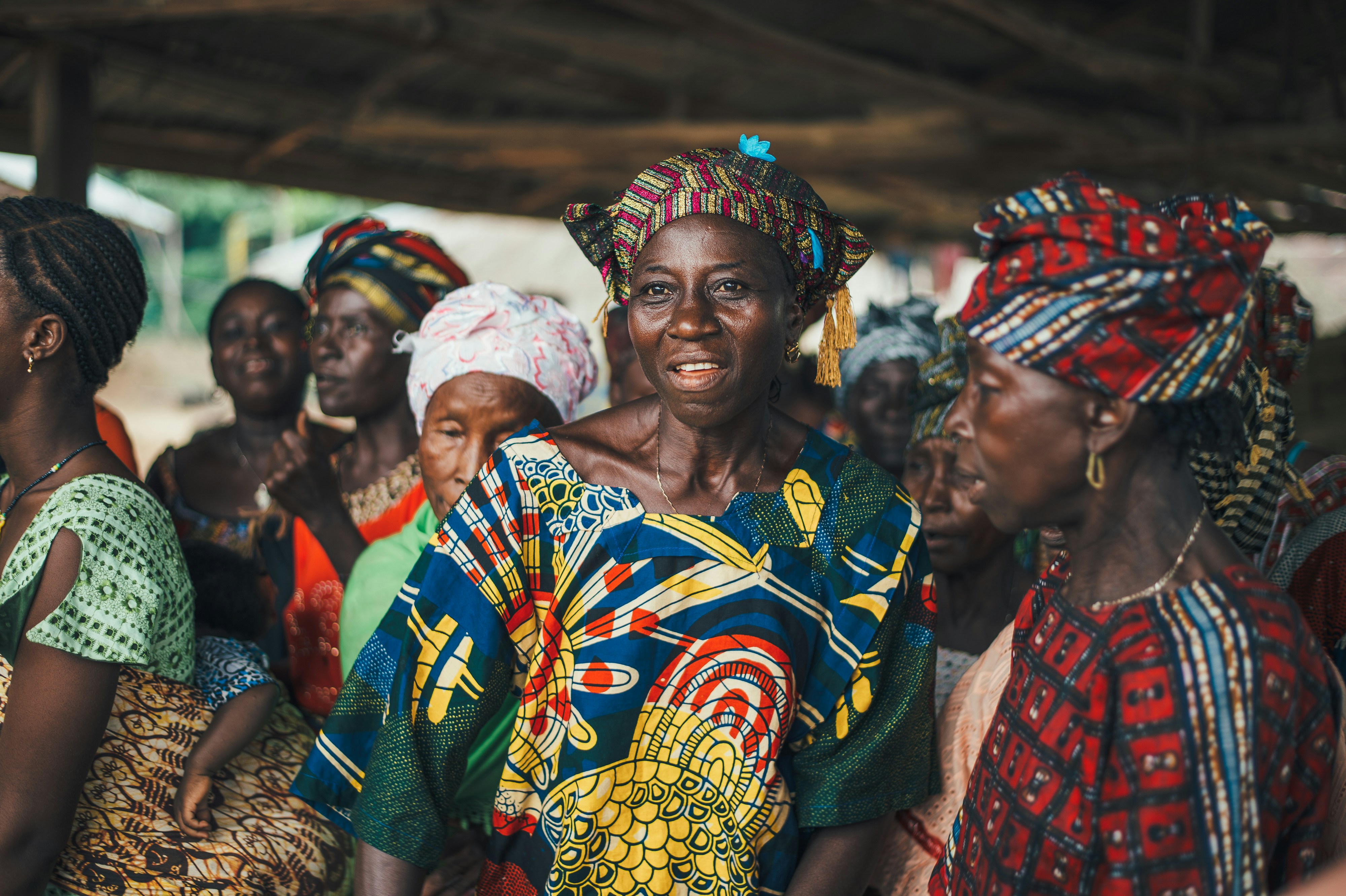 African women in traditional clothes