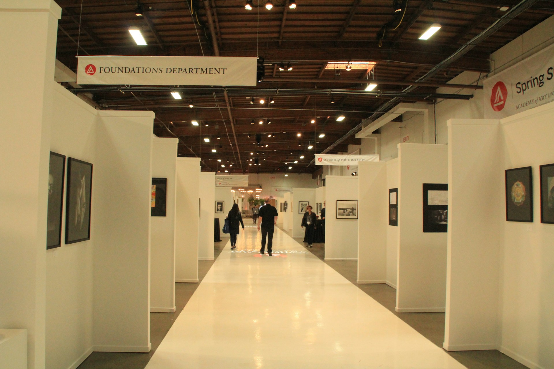 custom exhibit design services, modular exhibit systems, experiential marketing exhibits, exhibit builder Las Vegas, trade show booth fabrication, trade show logistics, booth installation services, Circle Exhibit, event design Las Vegas