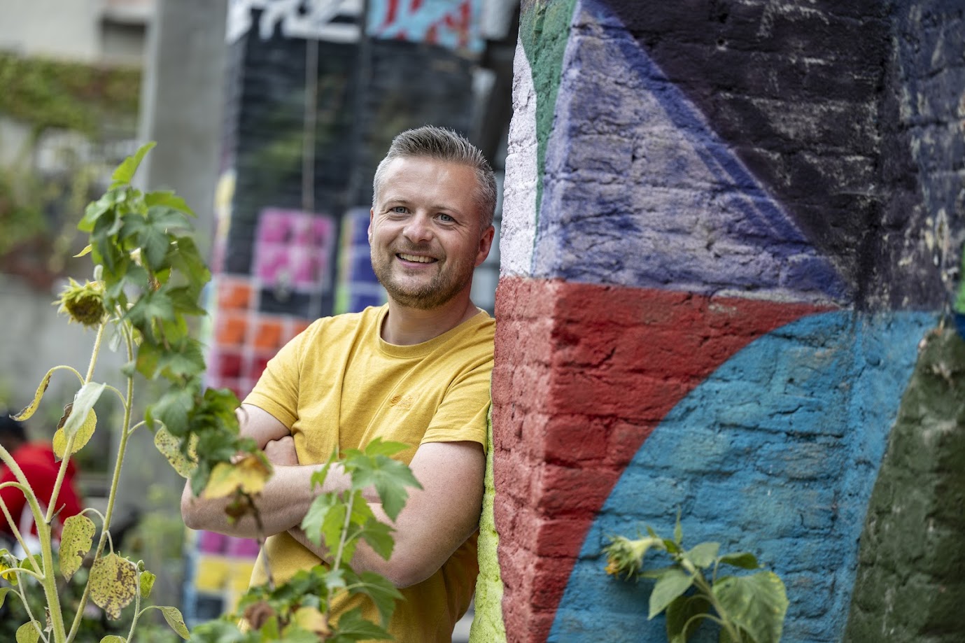 Buddyduo op pad in een park, met kinderwagen