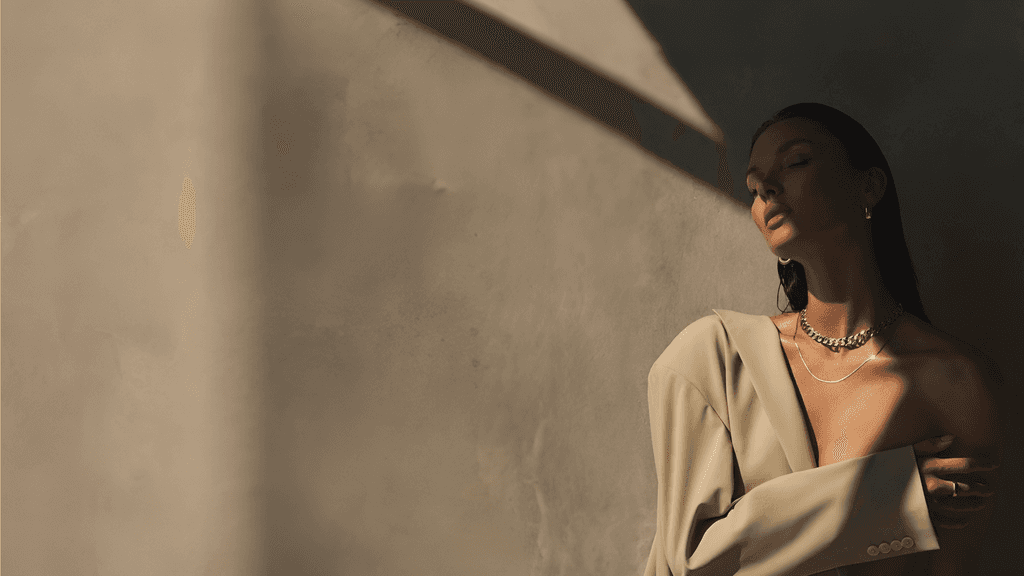 Hero Image Beautiful Woman