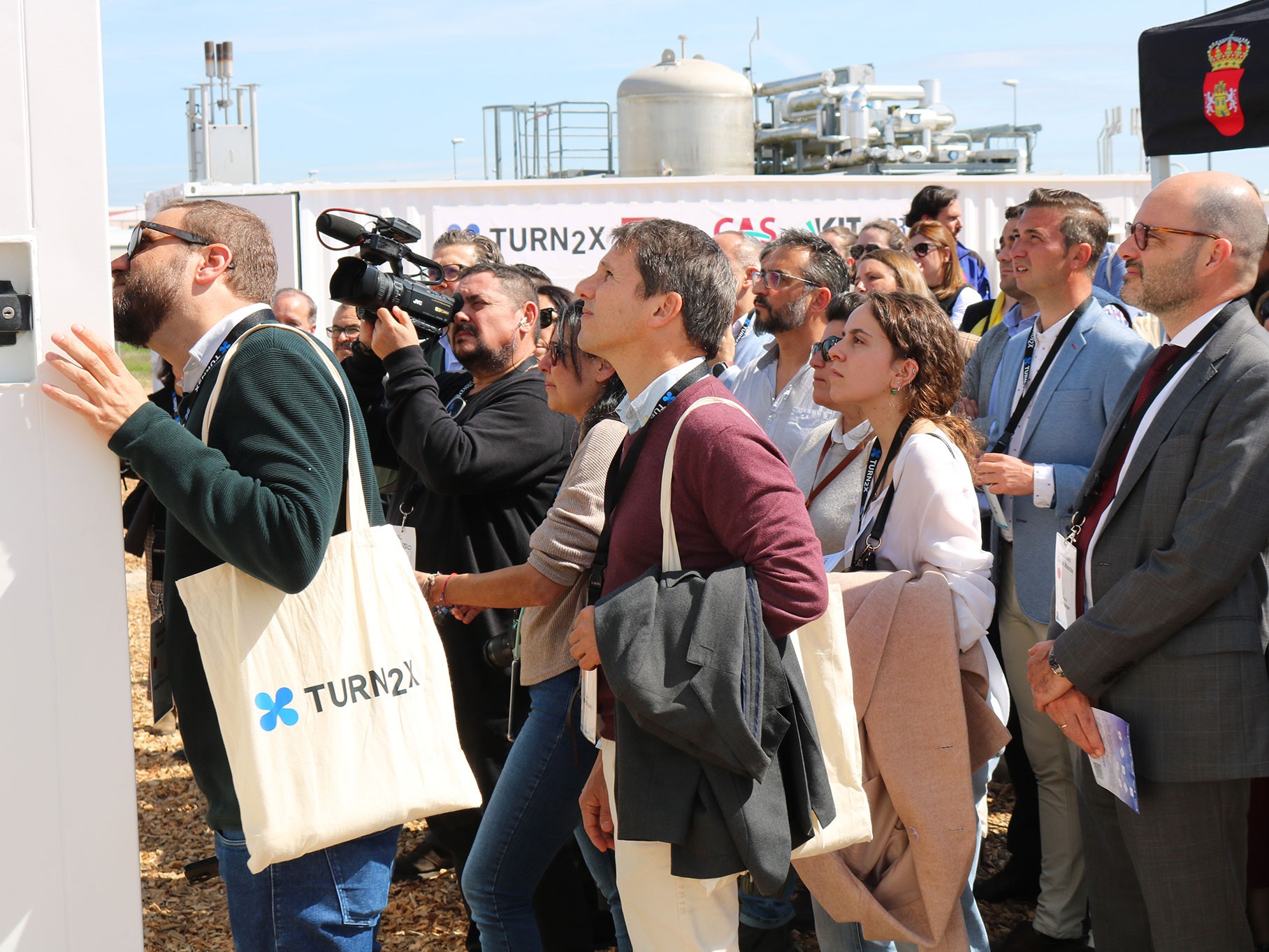 image showing group of jounalists attending the inauguration