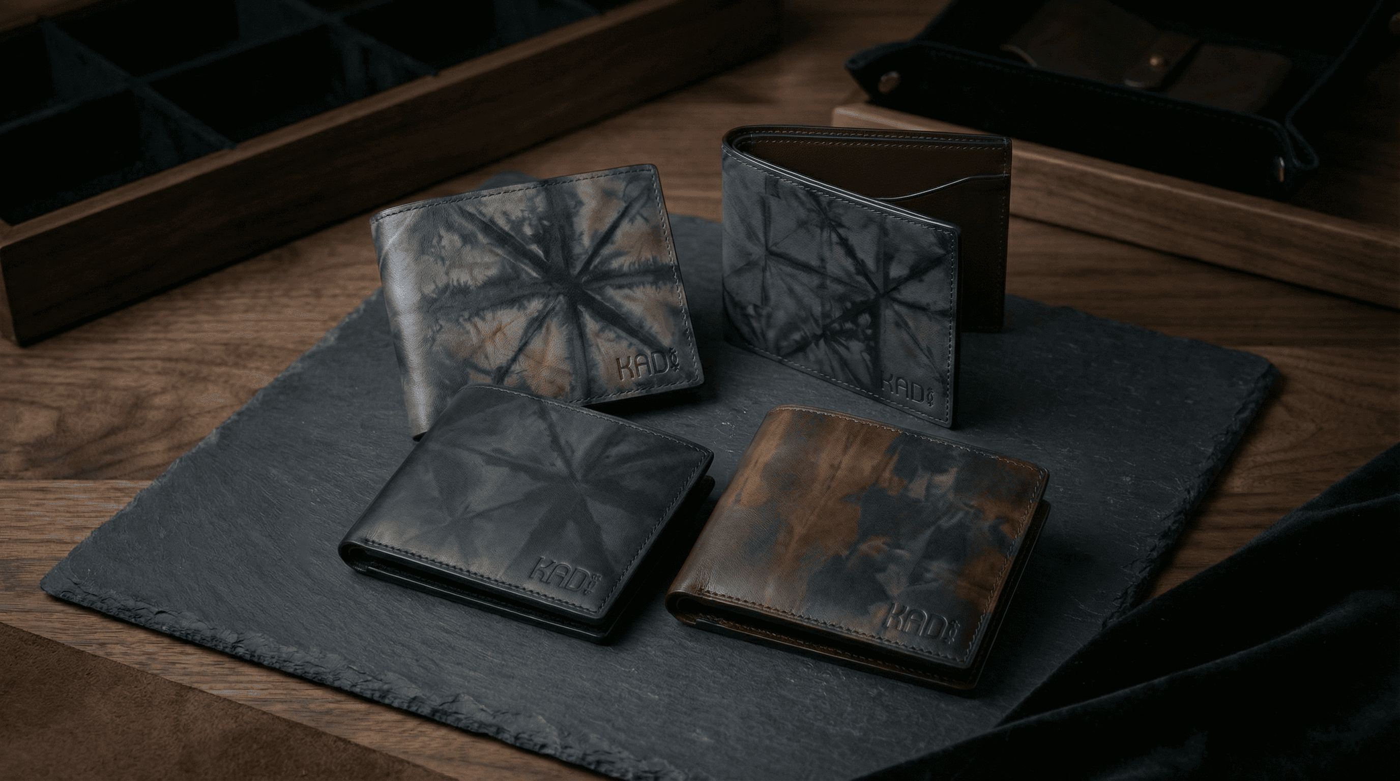 Minimalist fashion Llook