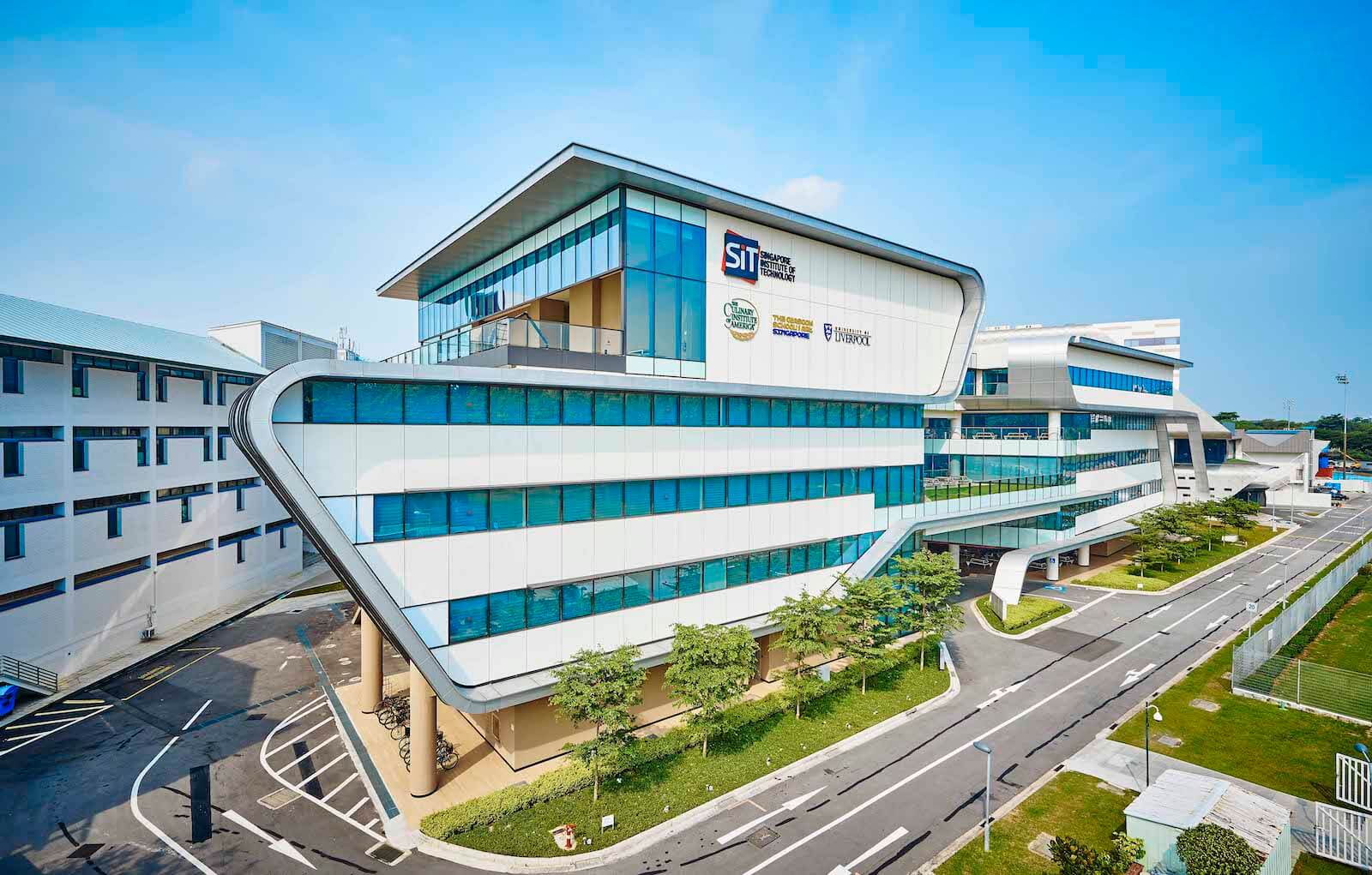 Singapore Institute of Technology (SIT) - Applied Learning