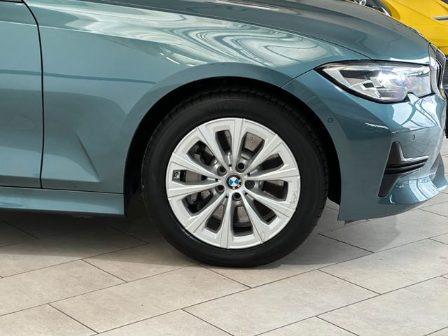 BMW 330 2020 BLUE Gebrauchtwagen - Galeriebild 5