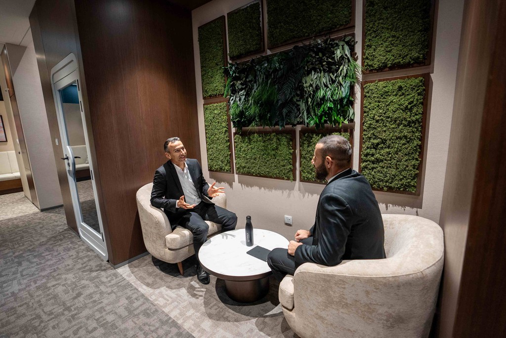 Virtual offices abu dhabi users enjoy flexible co-working and private office options on demand.