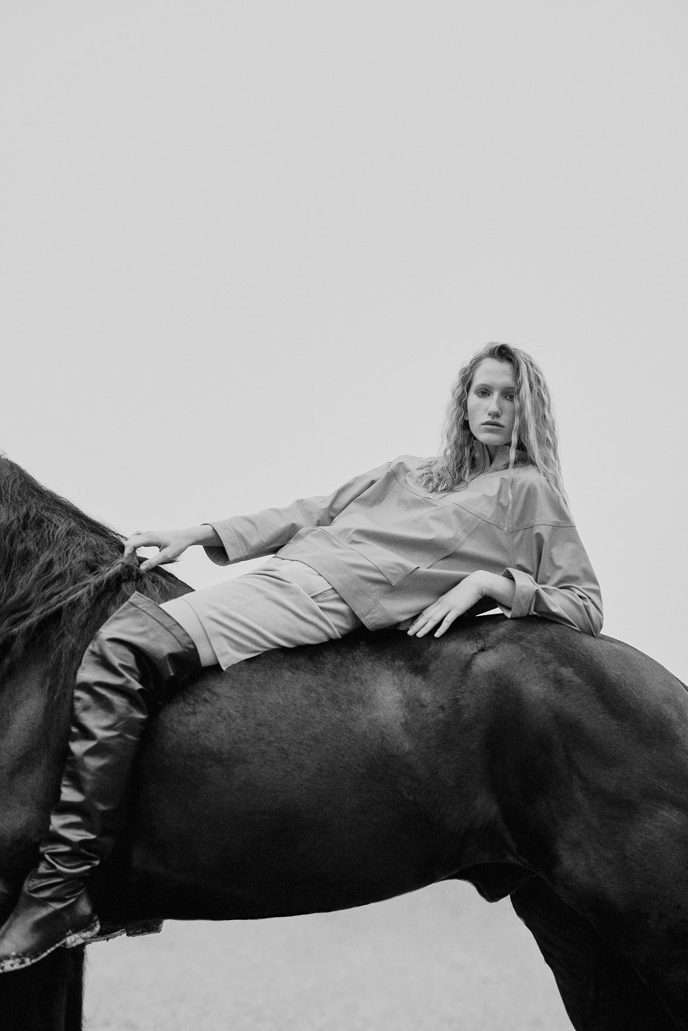 Linda Novotna for Kastner & Oehler by DIE IDA