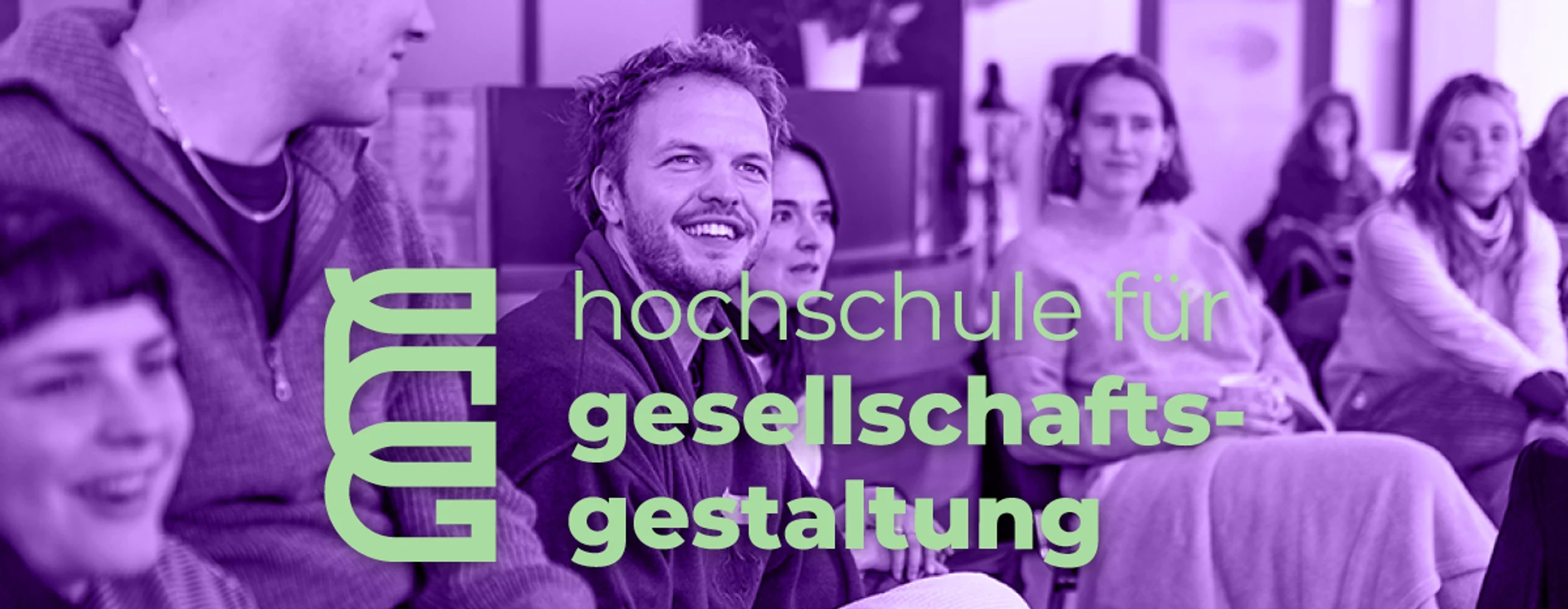 a large amount of brown paper bags